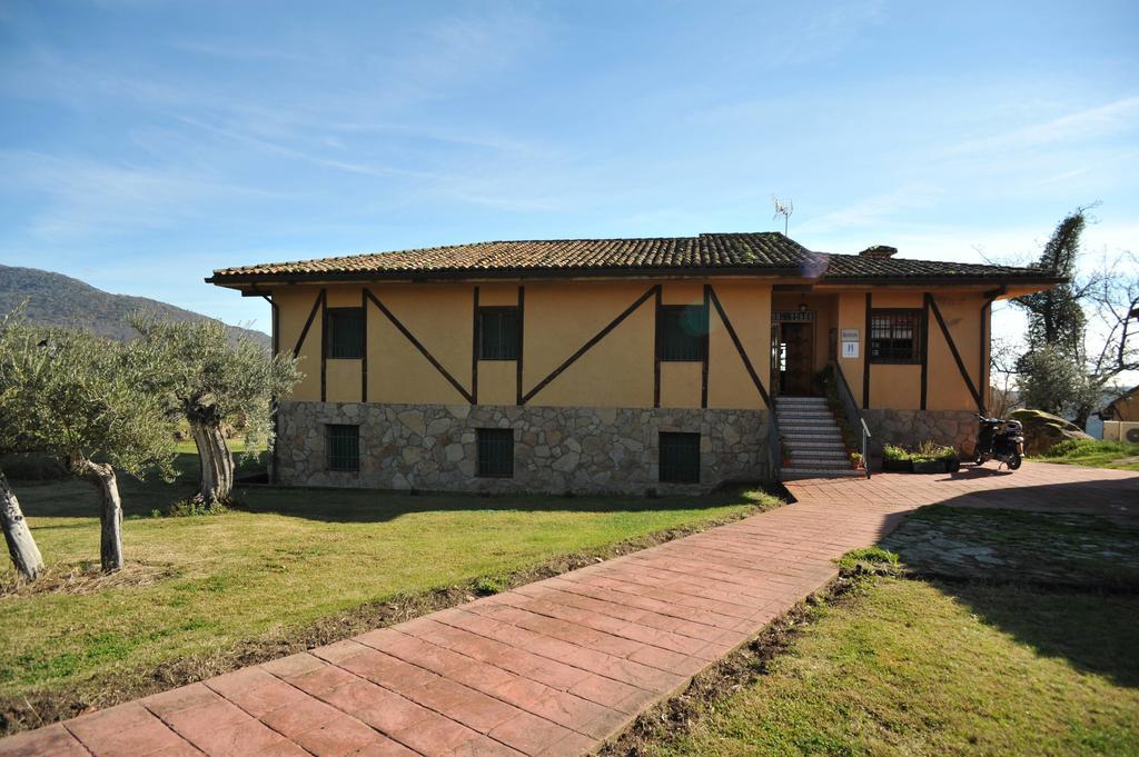 Hotel Rural Hosteria Fontivieja Losar De La Vera Bagian luar foto