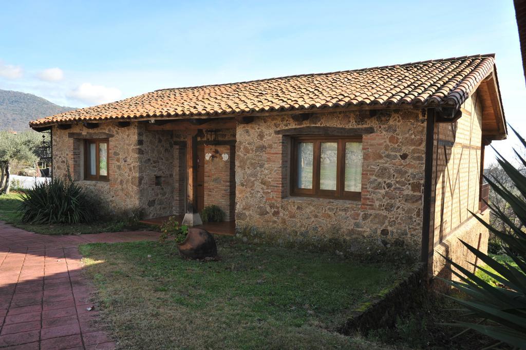 Hotel Rural Hosteria Fontivieja Losar De La Vera Ruang foto