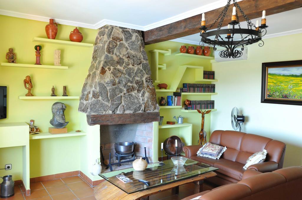 Hotel Rural Hosteria Fontivieja Losar De La Vera Bagian luar foto