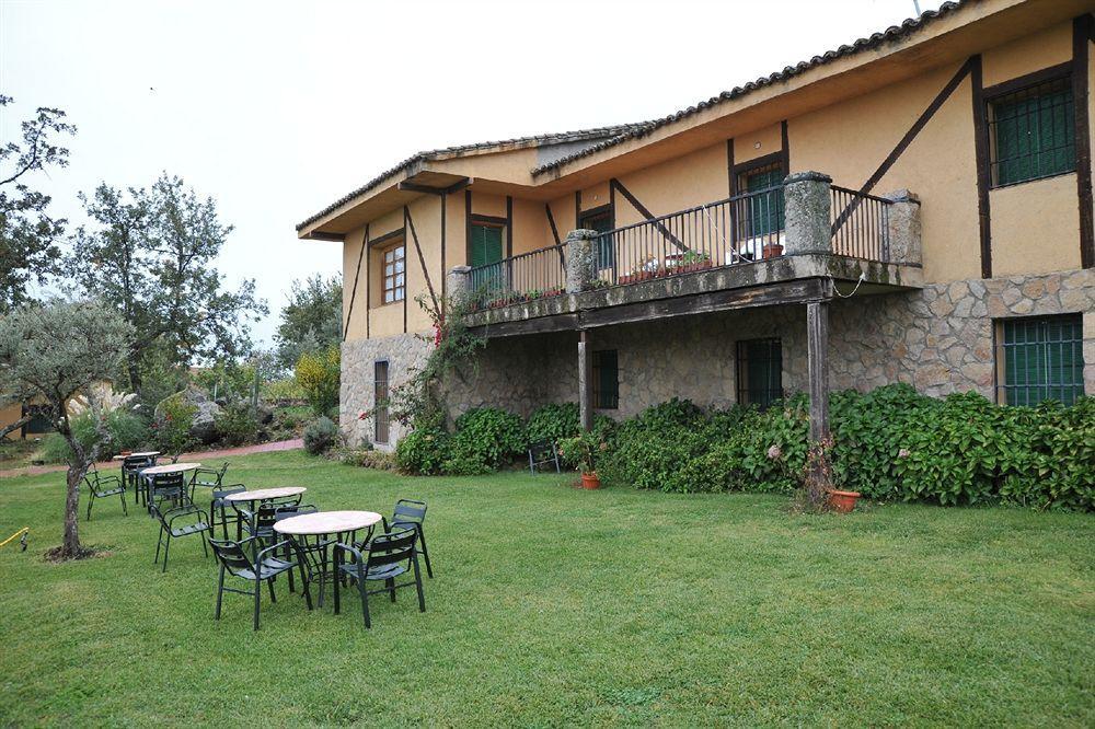 Hotel Rural Hosteria Fontivieja Losar De La Vera Bagian luar foto