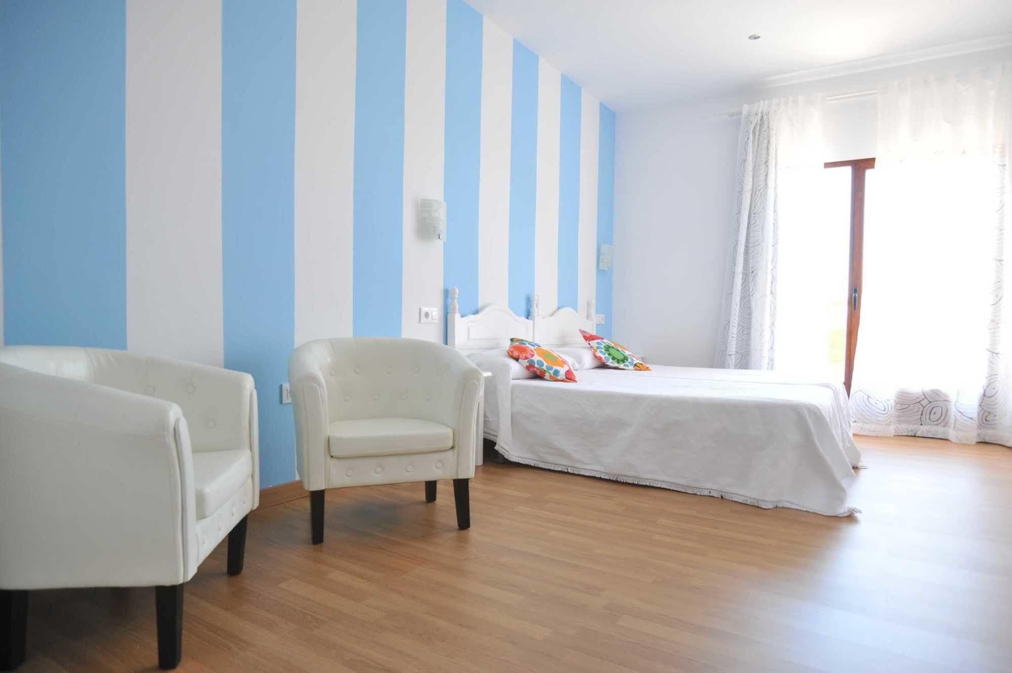 Hotel Rural Hosteria Fontivieja Losar De La Vera Bagian luar foto